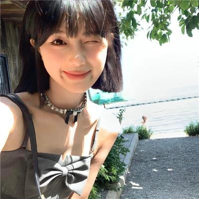 三条黑暗的街道